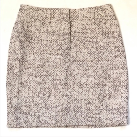 Bundle of 3 Loft Ann Taylor Skirts - Picture 4 of 7